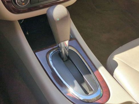 Used 2008 Chevrolet Impala LT w/ Luxury Edition Package image 17