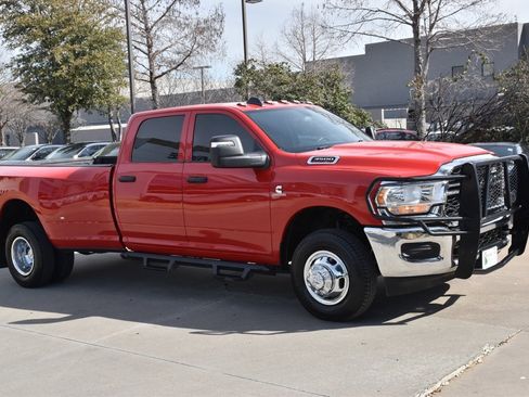 Used 2023 RAM 3500 Tradesman image 5