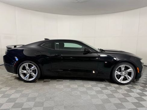 Used 2022 Chevrolet Camaro SS RWD image 13