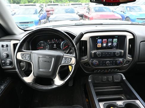 Used 2018 GMC Sierra 1500 Denali AWD/4WD image 19