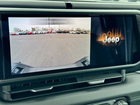 New 2026 Jeep Gladiator Sport AWD/4WD image 27