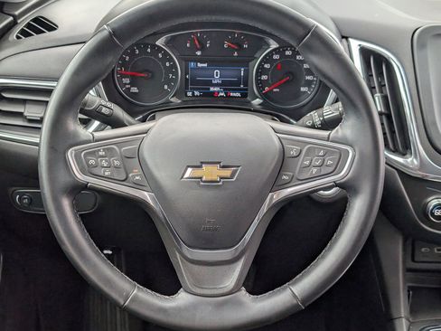 Used 2023 Chevrolet Equinox LT AWD/4WD image 11