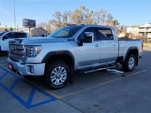 Certified 2020 GMC Sierra 3500 Denali w/ Denali Ultimate Package image 4