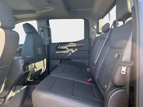 New 2026 GMC Sierra 1500 SLT AWD/4WD image 12