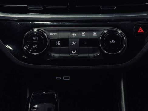 Used 2025 Buick Envista Sport Touring FWD image 30