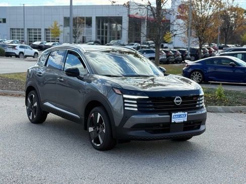 New 2026 Nissan Kicks SR w/ Cold Weather Package AWD/4WD image 3