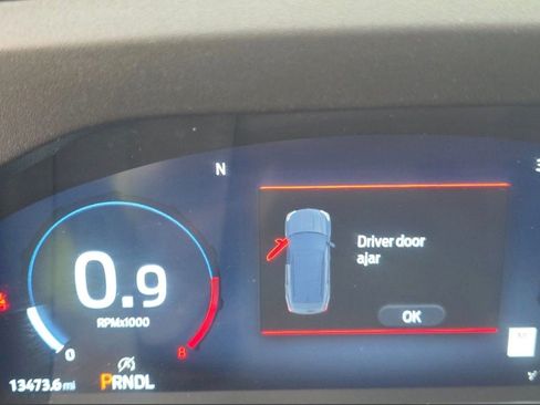 Used 2025 Ford Explorer ST-Line w/ Premium Package image 8