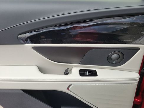 New 2026 Lincoln Nautilus Reserve image 14