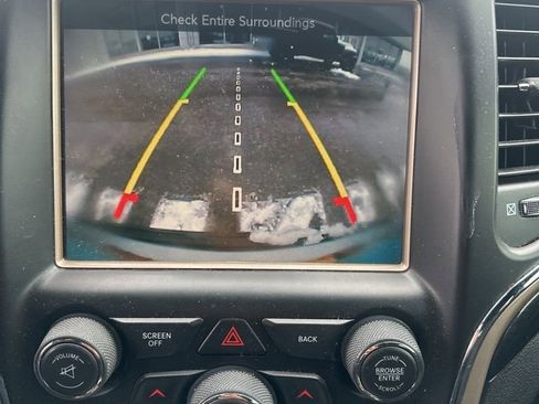 Used 2016 Jeep Grand Cherokee Laredo 75th Anniversary image 21