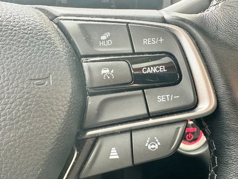 Used 2021 Honda Accord Touring image 12