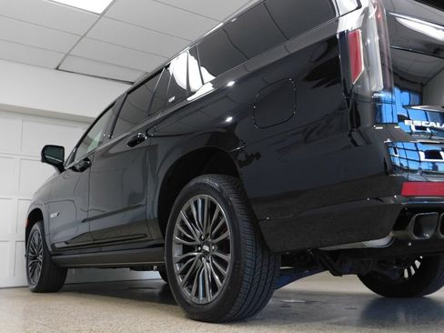 Used 2024 Cadillac Escalade ESV V w/ LPO, Floor Liner Package AWD/4WD image 83