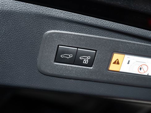 Used 2025 Lexus GX 550 image 23