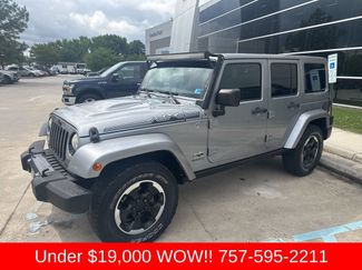 Used 2014 Jeep Wrangler Unlimited Sahara AWD/4WD video 1