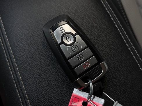 Used 2023 Ford Escape SE w/ PHEV Premium Package image 36