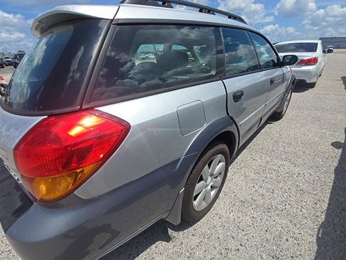 Used 2007 Subaru Outback 2.5i AWD/4WD image 4