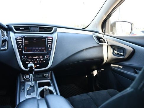 Used 2019 Nissan Murano SV w/ Premium Package AWD/4WD image 28