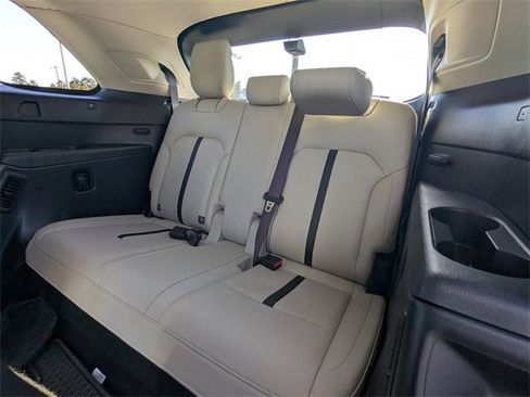 Used 2024 MAZDA CX-90 3.3 Turbo w/ Preferred Plus image 14