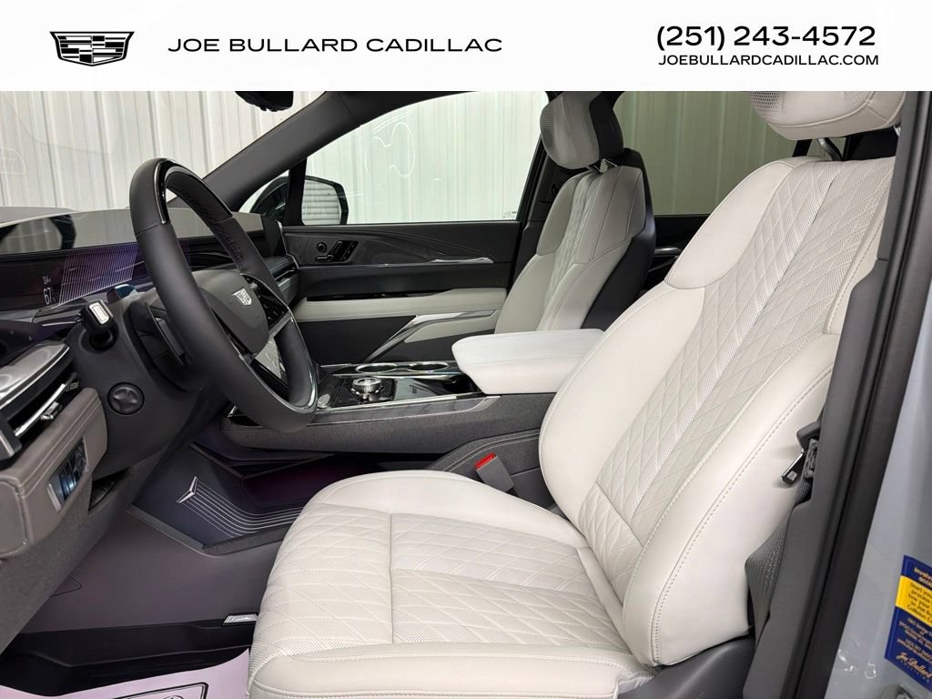 New 2026 Cadillac Escalade IQ Luxury 1 w/ LPO, Floor Liner Package AWD/4WD image 57