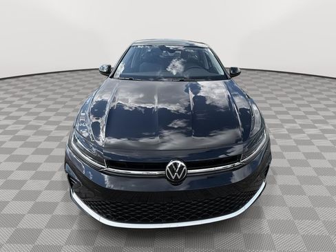 New 2025 Volkswagen Jetta SE image 4