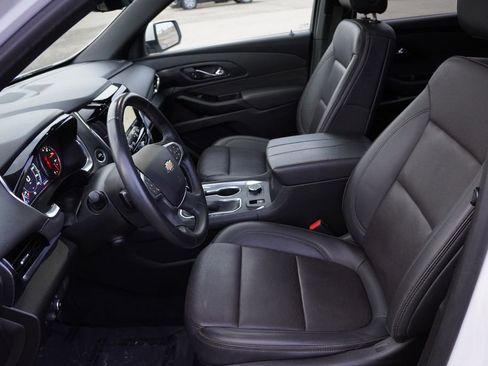 Certified 2023 Chevrolet Traverse High Country image 16