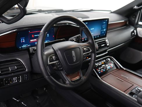 Used 2023 Lincoln Navigator Reserve w/ Equipment Group 201A AWD/4WD image 23