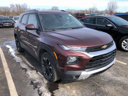 Used 2023 Chevrolet TrailBlazer LT image 3