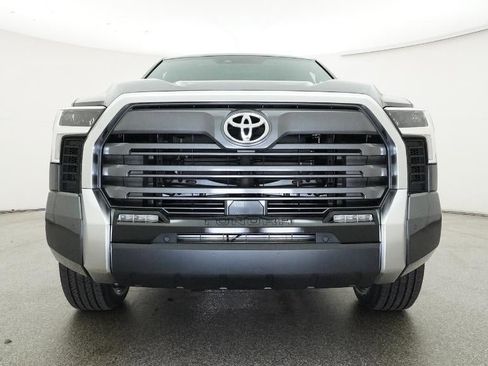 New 2026 Toyota Tundra Limited AWD/4WD image 31