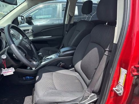 Used 2018 Dodge Journey SE FWD image 18