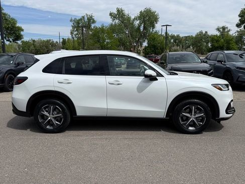 Used 2024 Honda HR-V EX-L image 2