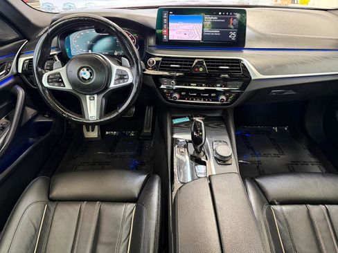 Used 2022 BMW M550i xDrive AWD/4WD image 31