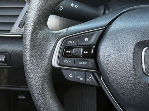 Used 2020 Honda Accord LX image 13
