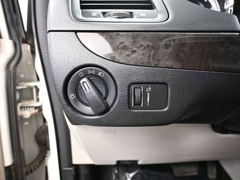 Used 2012 Dodge Grand Caravan American Value Package image 26