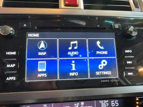 Used 2017 Subaru Outback 2.5i Premium image 32