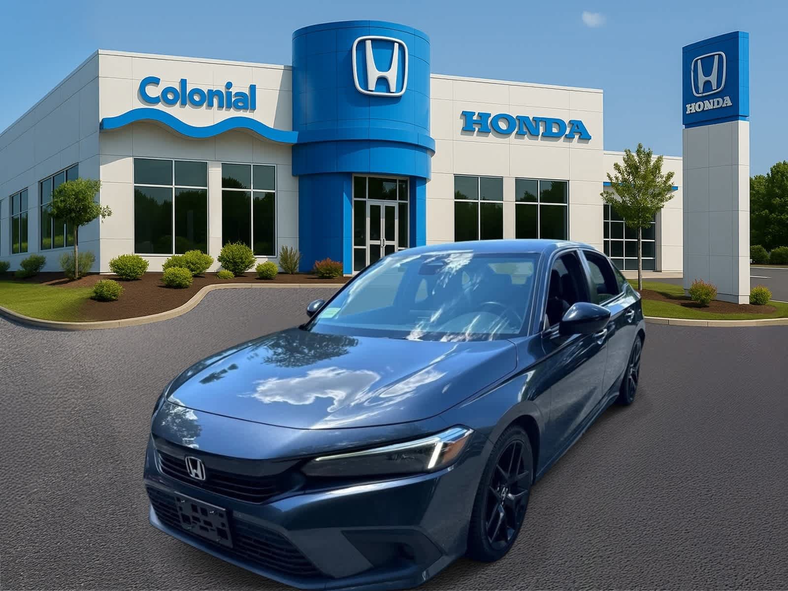 Used 2023 Honda Civic Sport image 2