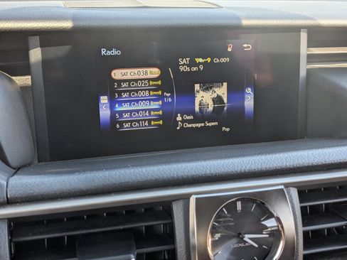 Used 2019 Lexus IS 300 F Sport w/ F Sport Package AWD/4WD image 12