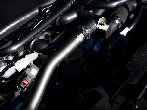 Used 2025 Cadillac Escalade V image 13