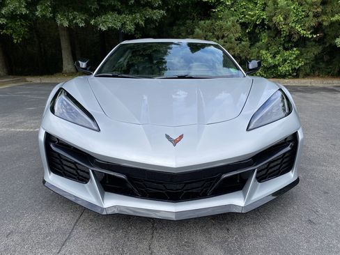 Used 2026 Chevrolet Corvette Z06 RWD image 3