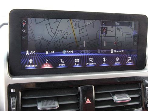 Used 2023 Lexus GX 460 Premium w/ Premium Package image 19