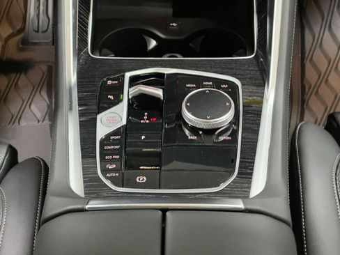 New 2026 BMW X6 xDrive40i image 16