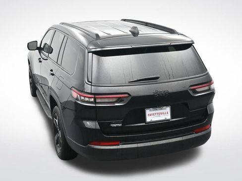 Used 2023 Jeep Grand Cherokee L Laredo AWD/4WD image 27
