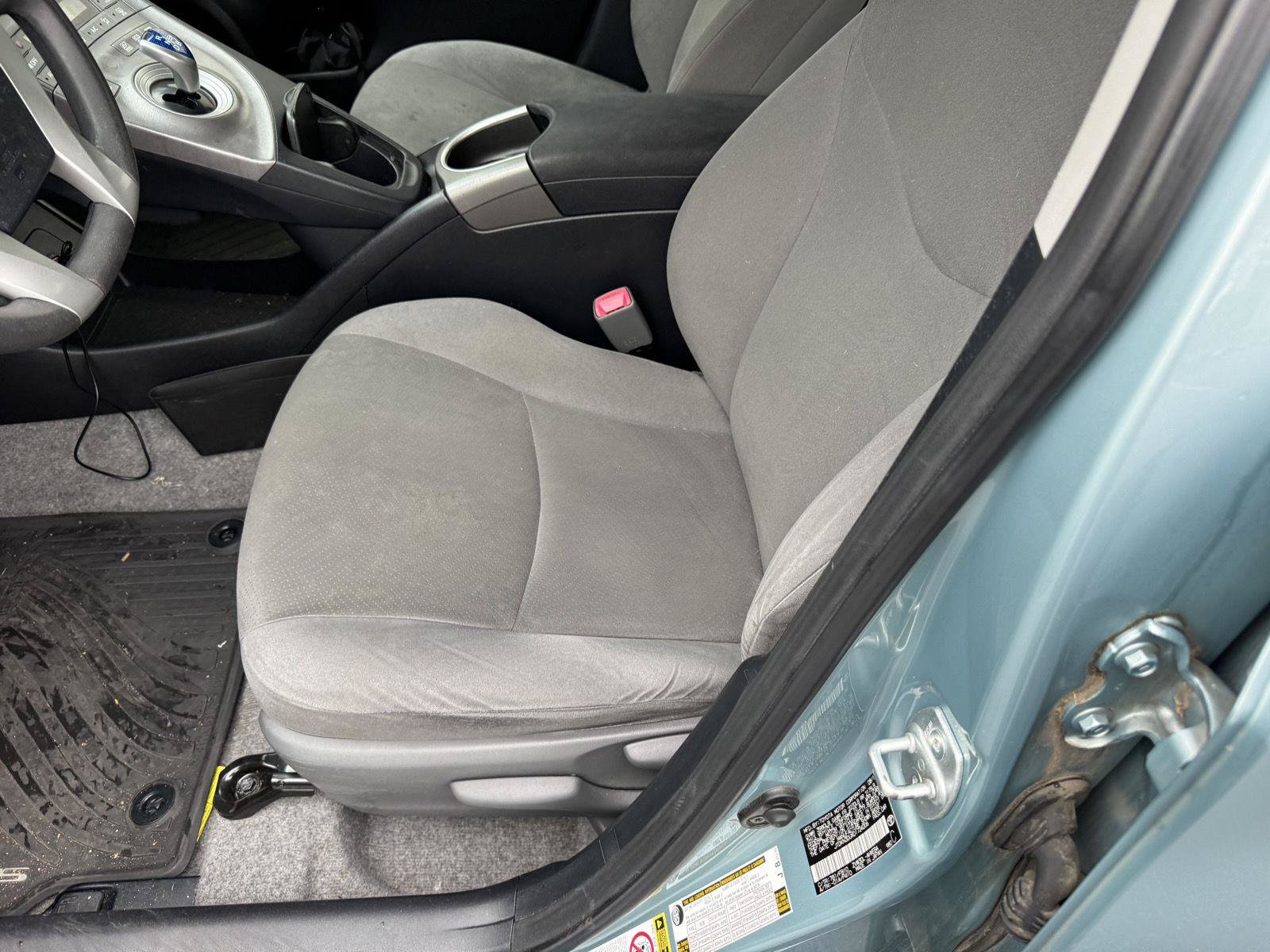 Used 2013 Toyota Prius Two FWD image 9