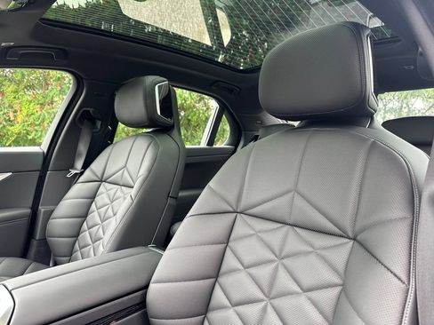 New 2026 BMW 740i xDrive AWD/4WD image 16
