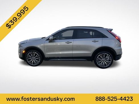 Used 2024 Cadillac XT4 Sport image 2