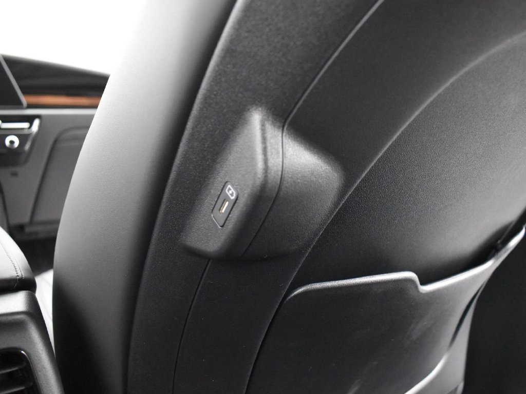 Used 2025 Kia Niro EX FWD image 14