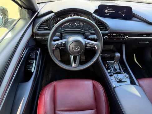 Used 2024 MAZDA MAZDA3 s image 25