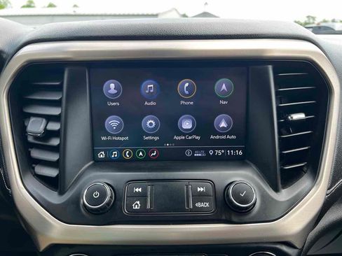 Used 2020 GMC Acadia Denali image 29