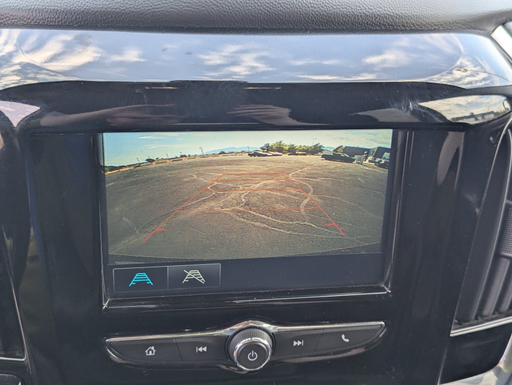 Used 2018 Chevrolet Traverse LT AWD/4WD image 16