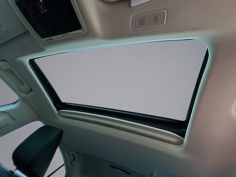 Used 2024 Lexus ES 350 w/ Premium Package FWD image 22