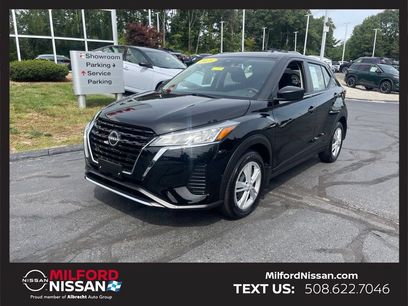 Used 2025 Nissan Kicks Play S