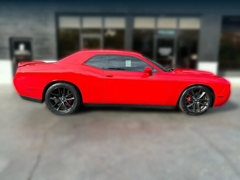 Used 2021 Dodge Challenger GT w/ Performance Handling Group image 6